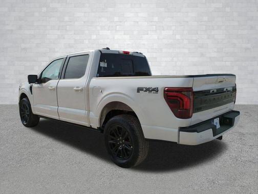 STAR WHITE METALLIC TRICOAT 2026 Ford F-150 Platinum