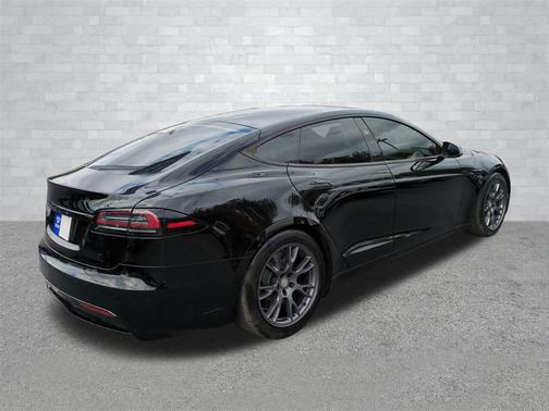 2024 Tesla Model S Long Range