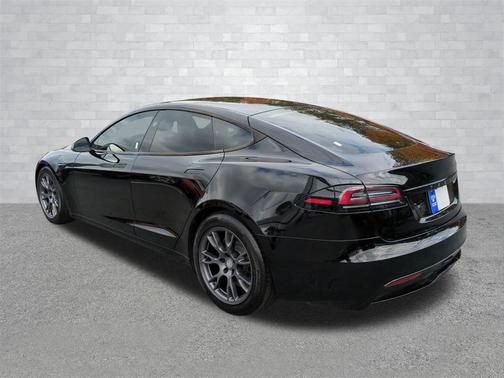 2024 Tesla Model S Long Range