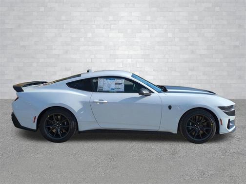 2026 Ford Mustang Dark Horse Fastback