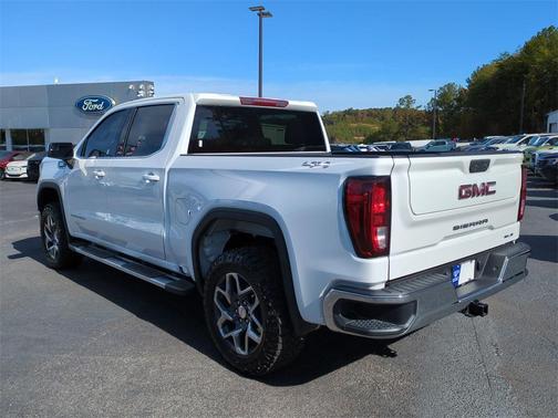 2023 GMC Sierra 1500 SLE