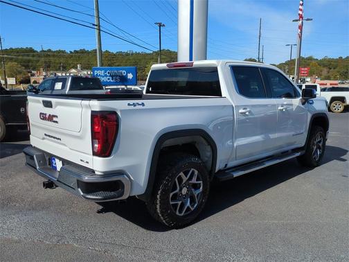 2023 GMC Sierra 1500 SLE