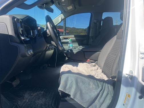2023 GMC Sierra 1500 SLE