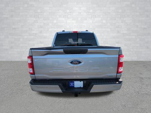 ICONIC SILVER METALLIC 2023 Ford F-150 XL