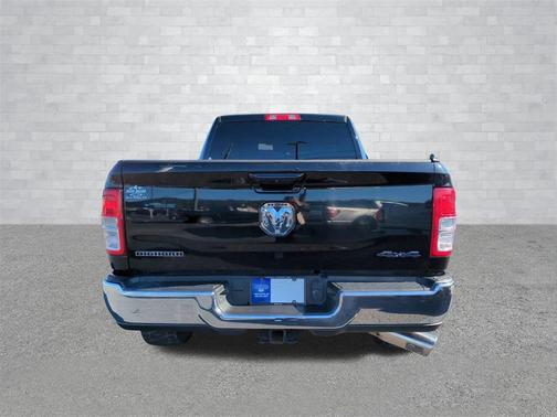 2020 RAM 2500 Big Horn Crew Cab 4X4 6'4' Box