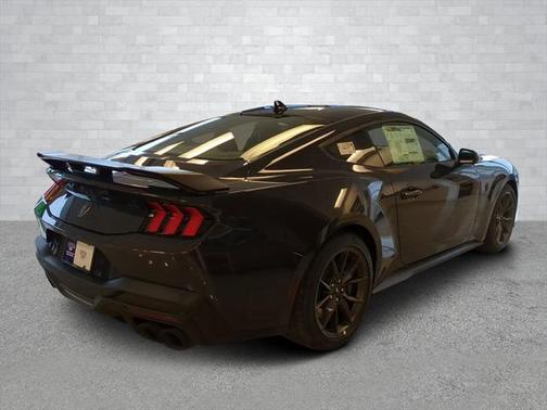 2025 Ford Mustang Dark Horse Fastback