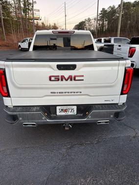 2022 GMC Sierra 1500 SLT
