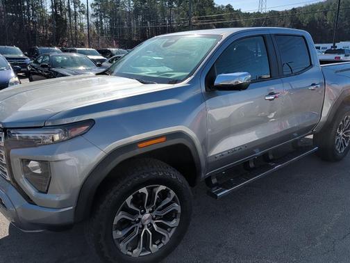 2023 GMC Canyon Denali