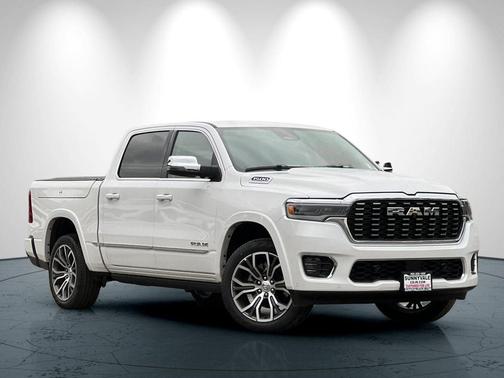 Ivory White Tri-Coat Pearlcoat 2026 RAM 1500 ST
