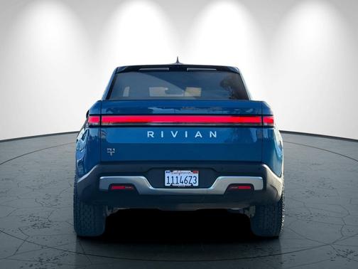 2023 Rivian R1T Adventure