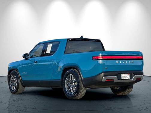 2023 Rivian R1T Adventure