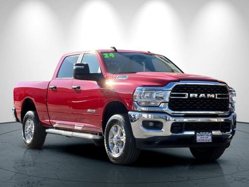 2024 RAM 2500 Big Horn Crew Cab 4x4 6'4' Box