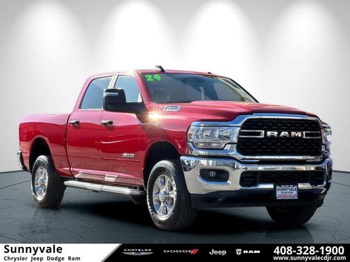 2024 RAM 2500 Big Horn Crew Cab 4x4 6'4' Box