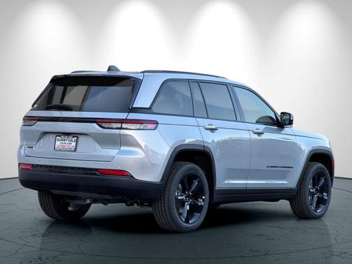 2025 Jeep Grand Cherokee Altitude