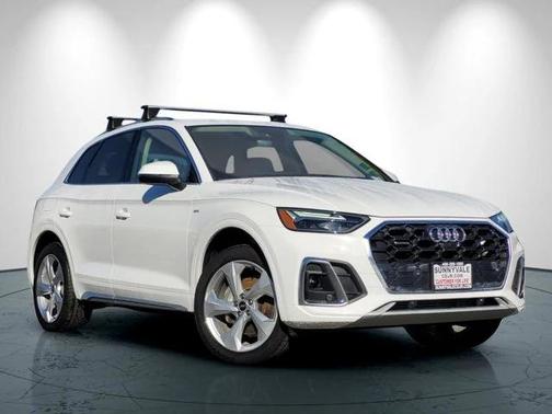 2022 Audi Q5 45 S line Premium Plus