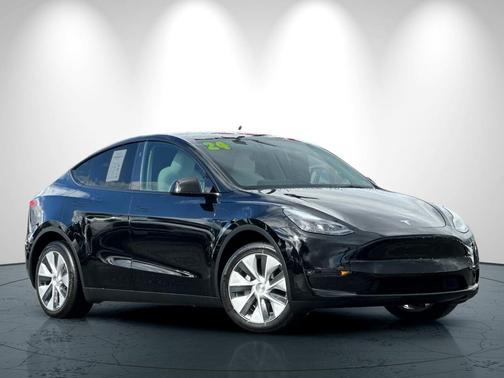 2024 Tesla Model Y Long Range Dual Motor All-Wheel Drive
