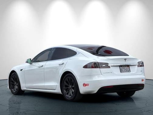 2018 Tesla Model S 75D