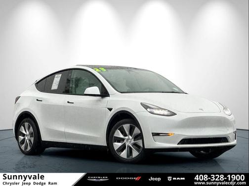2023 Tesla Model Y Long Range Dual Motor All-Wheel Drive
