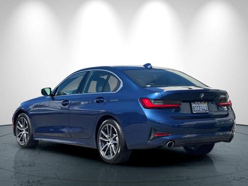 2022 BMW 330 330i