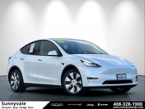 2022 Tesla Model Y Long Range Dual Motor All-Wheel Drive