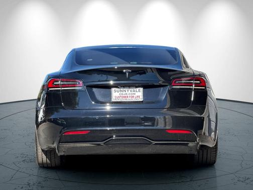 2022 Tesla Model S Base