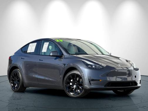 2023 Tesla Model Y Long Range Dual Motor All-Wheel Drive