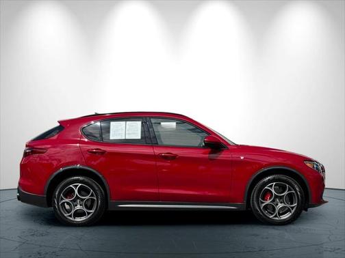2022 Alfa Romeo Stelvio Ti