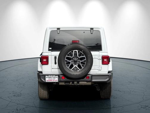 2026 Jeep Wrangler 4-Door Sahara 4x4