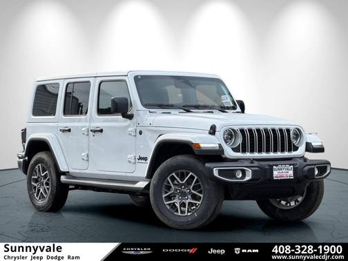 2026 Jeep Wrangler 4-Door Sahara 4x4