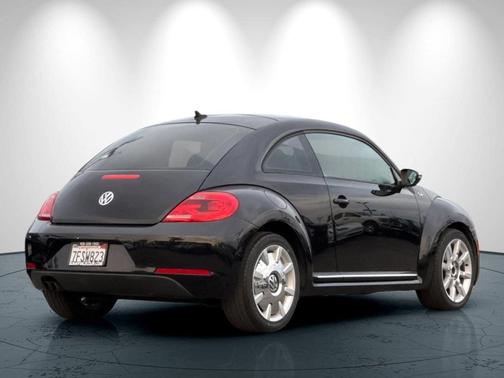 Deep Black Pearl Metallic 2013 Volkswagen Beetle 2.5L Fender Edition