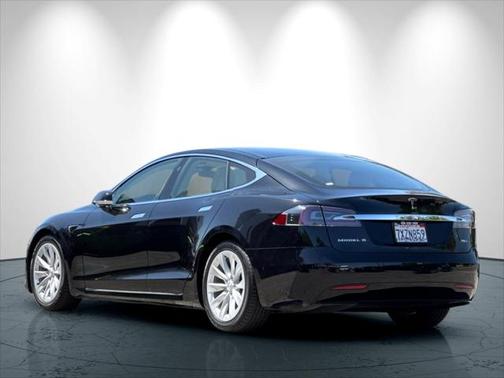 2017 Tesla Model S 75D