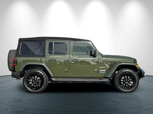 2022 Jeep Wrangler Unlimited 4xe Sahara