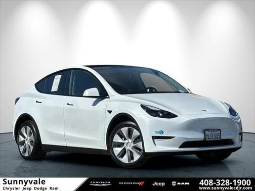 2023 Tesla Model Y Long Range Dual Motor All-Wheel Drive