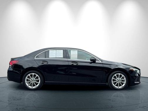 2021 Mercedes-Benz A-Class A 220