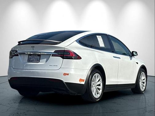 Pearl White Multi-Coat 2020 Tesla Model X Long Range Dual Motor All-Wheel Drive