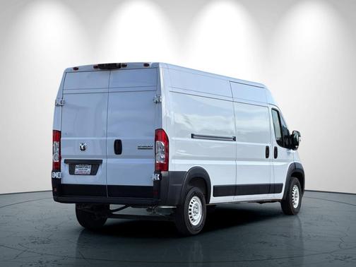 2025 RAM ProMaster 2500 Tradesman