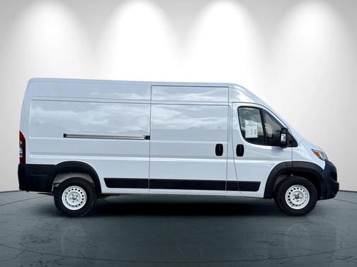 2025 RAM ProMaster 2500 Tradesman