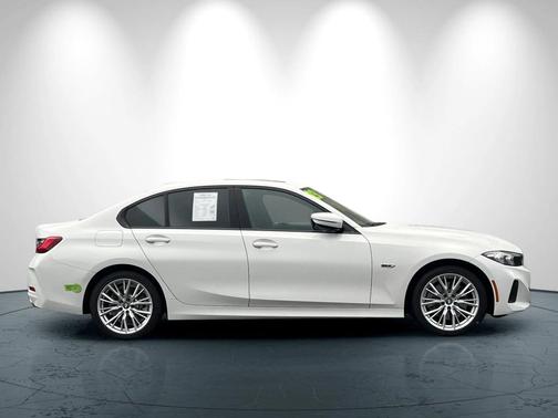2023 BMW 330e Base