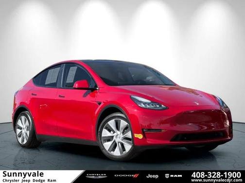 2022 Tesla Model Y Long Range Dual Motor All-Wheel Drive