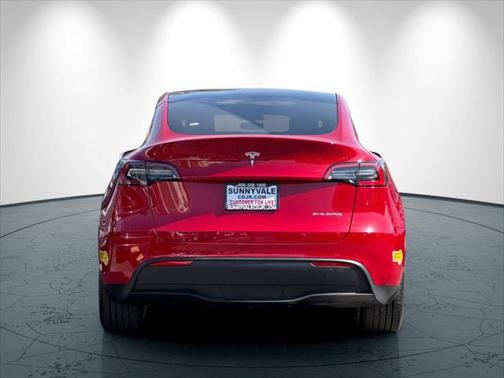 2022 Tesla Model Y Long Range Dual Motor All-Wheel Drive