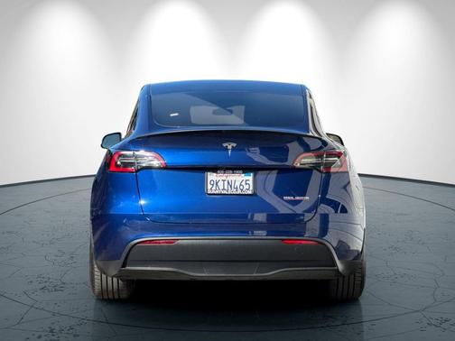 2023 Tesla Model Y Performance Dual Motor All-Wheel Drive