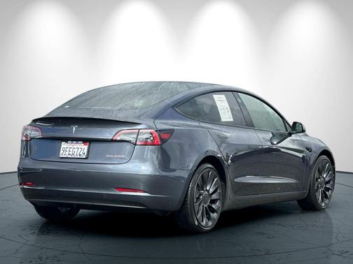 2023 Tesla Model 3 Performance