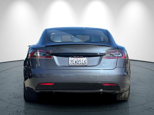 2020 Tesla Model S Performance