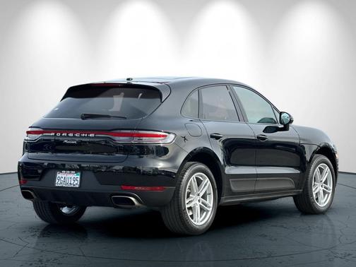 2021 Porsche Macan Base