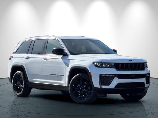 Bright White Clearcoat 2026 Jeep Grand Cherokee Limited