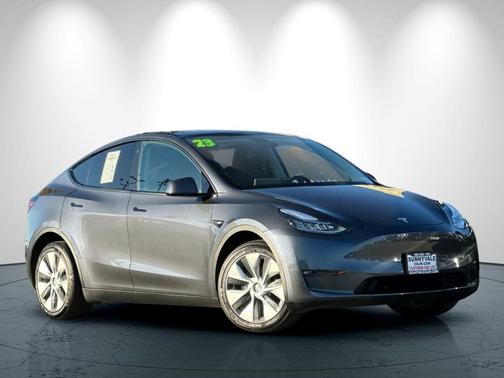 2023 Tesla Model Y Long Range Dual Motor All-Wheel Drive