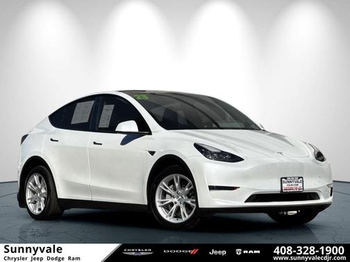 2023 Tesla Model Y Long Range Dual Motor All-Wheel Drive