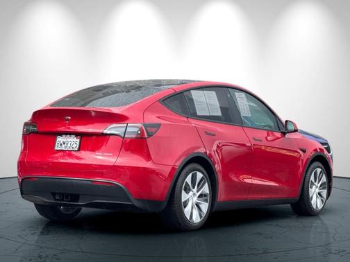 2021 Tesla Model Y Long Range Dual Motor All-Wheel Drive