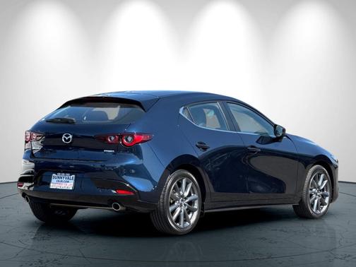 2023 Mazda Mazda3 FWD w/Preferred Package