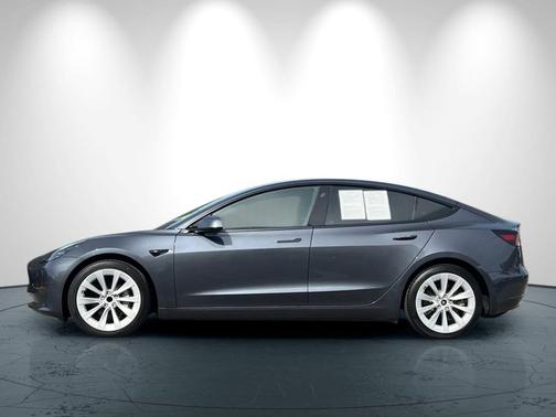 Gray 2023 Tesla Model 3 Standard Range